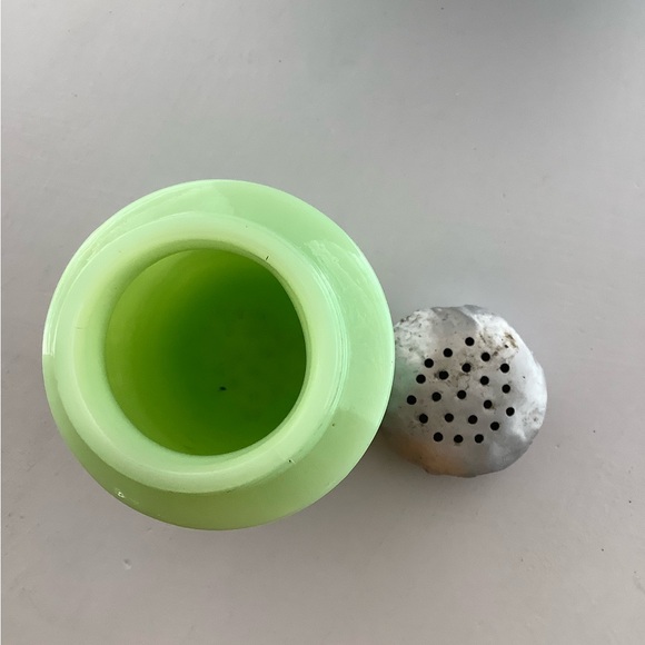 Jadite - Picture 3 of 3